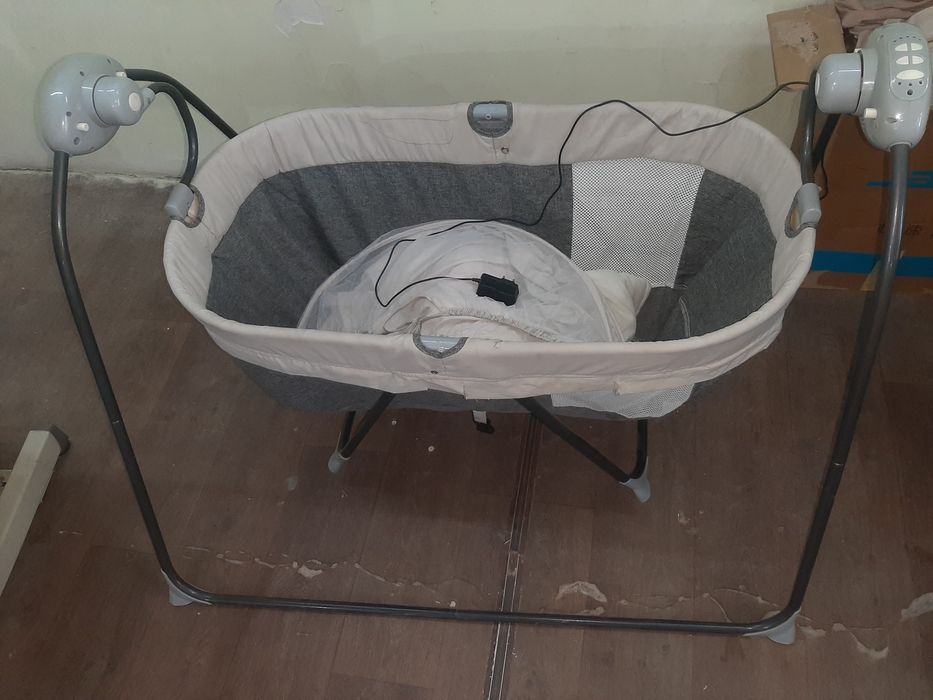 Kolyaska, elektron belanchak va bolalar spalniysi atigi 300 ming so‘m