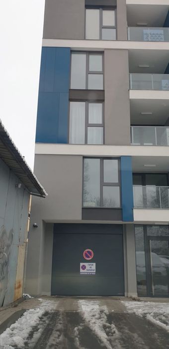 Под наем гараж в зона Б-5 / гр. София