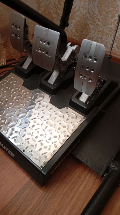 Продам педали thrustmaster T-LCM