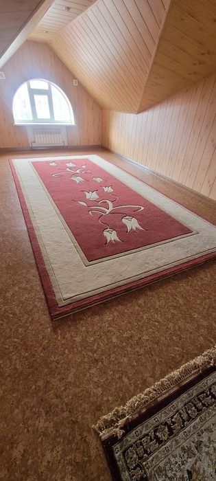 Ковер продается.