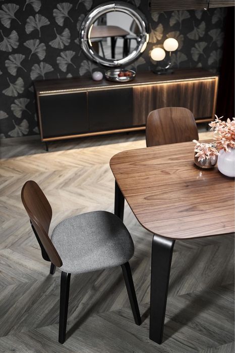 Трапезна маса Pedro