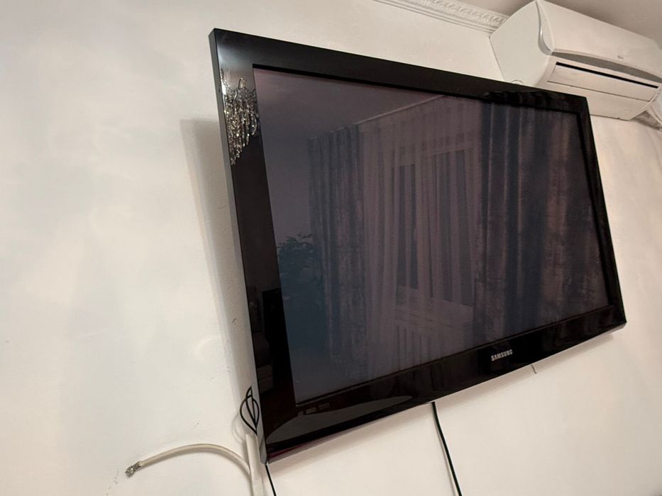 Телевизор Samsung б/у