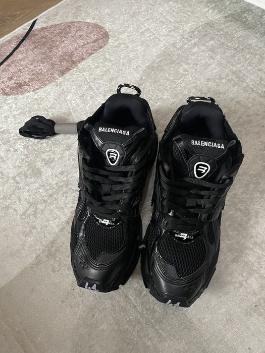 balenciaga runners