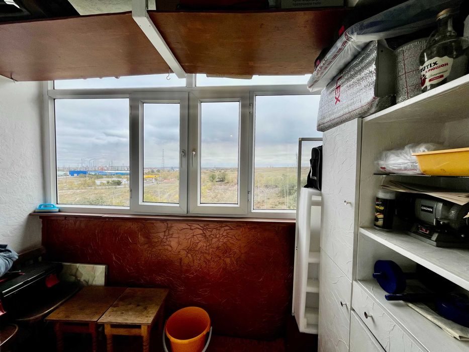 4-комнатная на 8 мкрн 4 кольцо ][