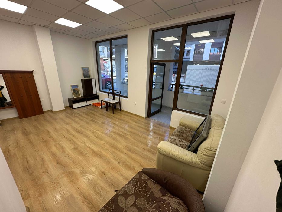 Продава се Магазин в Банско - 58 кв.м за 1189 €/кв.м - Снимка #2