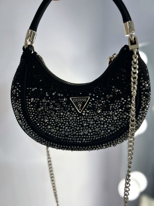 Лимитирана оригинална дамска чанта Guess с камъни
