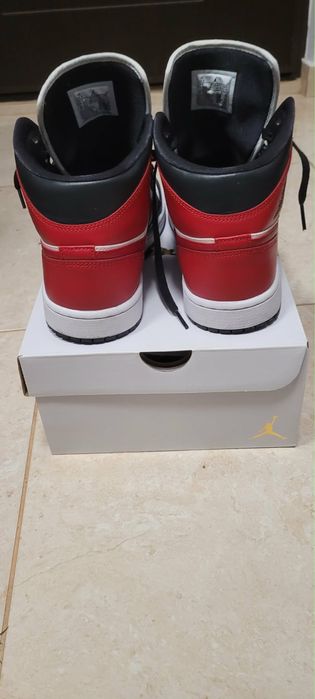 Nike Air Jordani 1 Mid