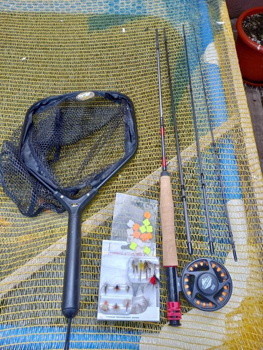 Kit complet, original pescuit la clean si pastrav cu musca clasa 3/4