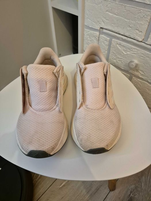 Дамски маратонки Адидас Galaxy 6