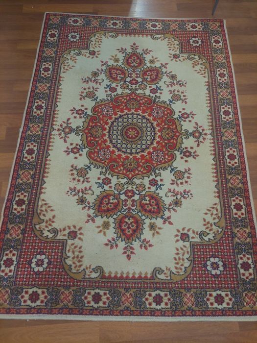 Ковер шерстяной 1,5×2,2