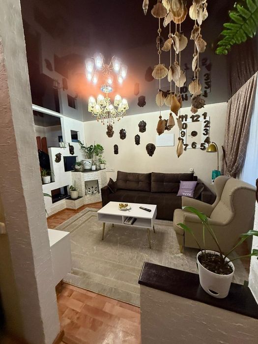 Продаётся 2-х комнатная квартира