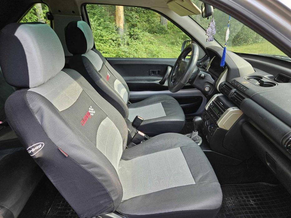 Land Rover Frelancer