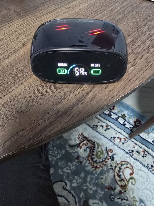 Наушник беспроводной