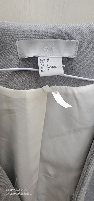 Пиджак женский серый