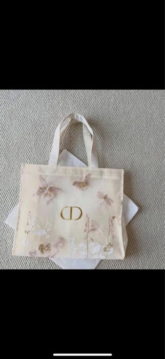 Dior tote bag new and sealed