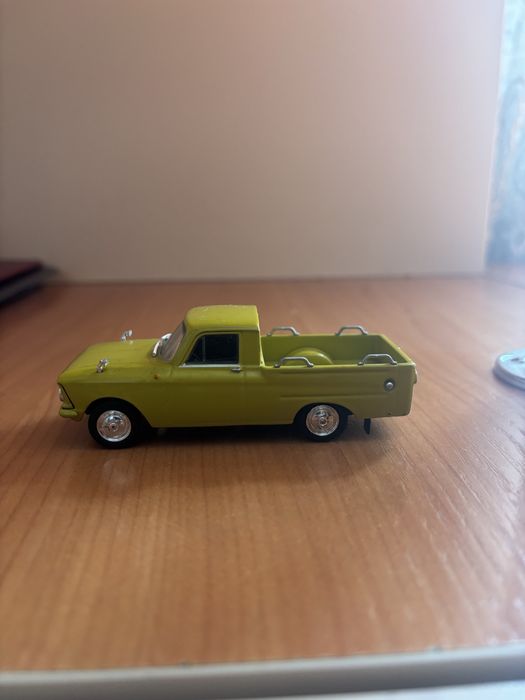 Продам модельки масштаб 1/43
