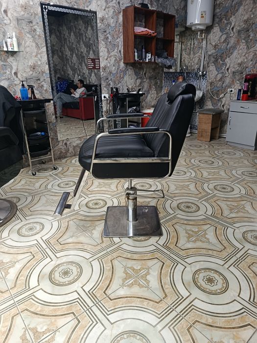 Кресло  для парикмахерских