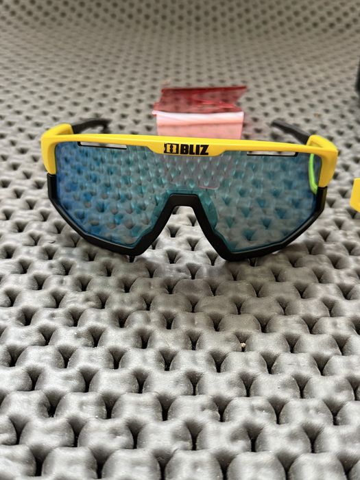Спортни очила bliz и julbo