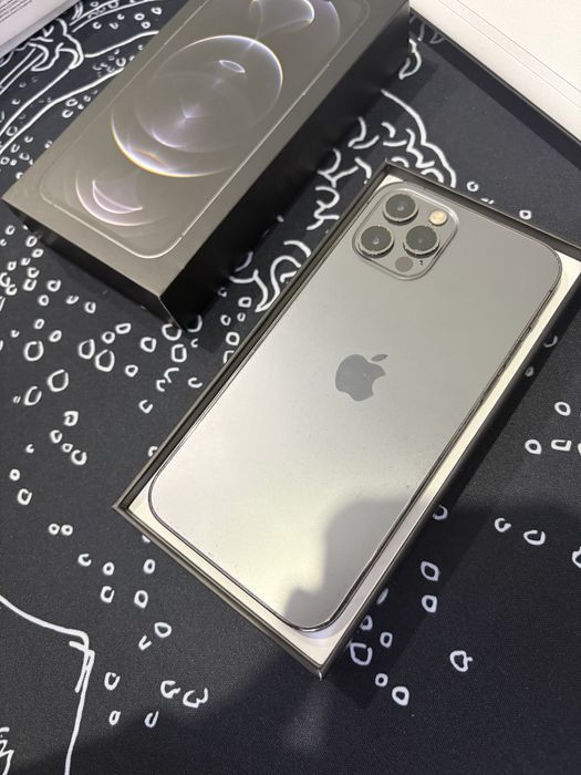 IPhone 12 PRO, б\у. Состояние 100/100
