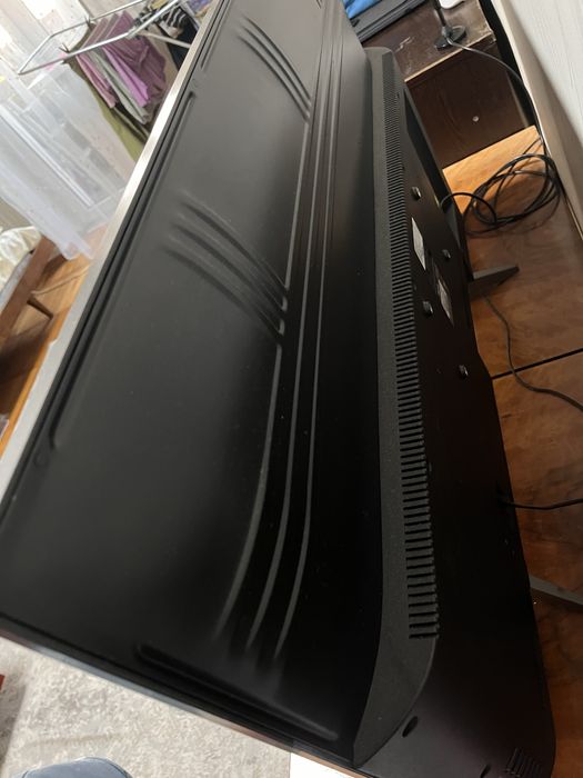 Срочно продам смарт телевизор DEXP