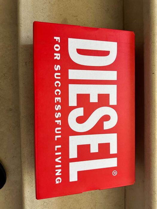 Нови оригинални маратонки DIESEL