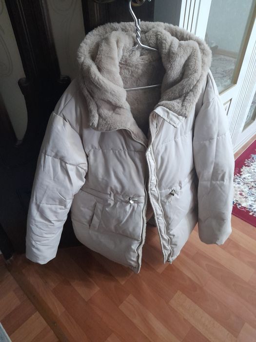 Продаётся двухсторонняя куртка,парка