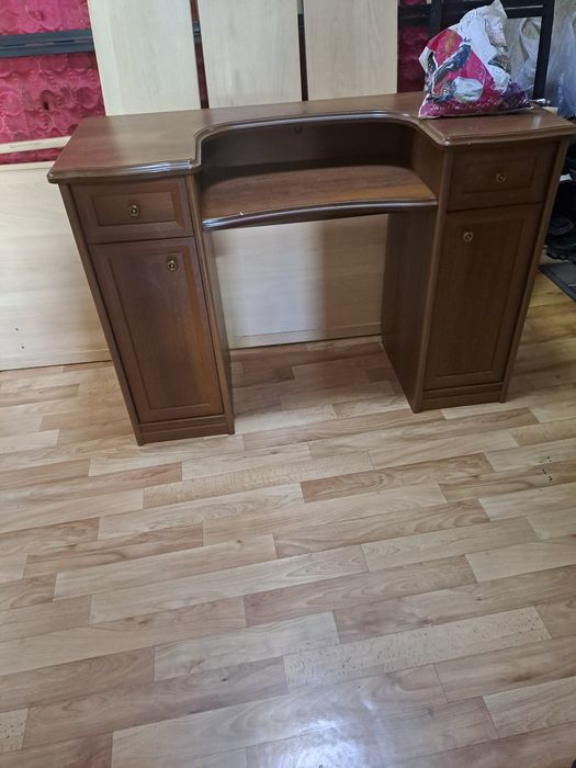 Туалетный столик,  тумба