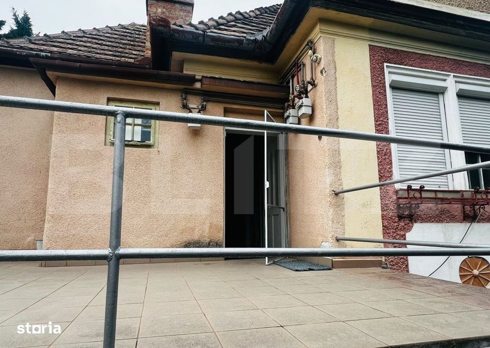 Apartament 2 camere, 74 mp, renovabil, zona Ultracentral