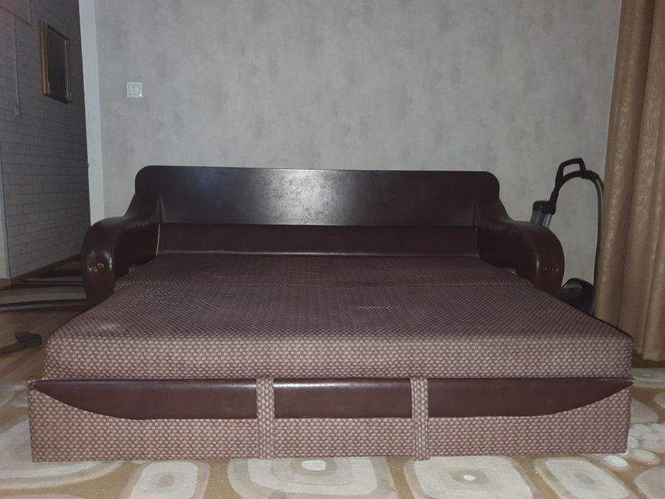 Диван и 2 кресла