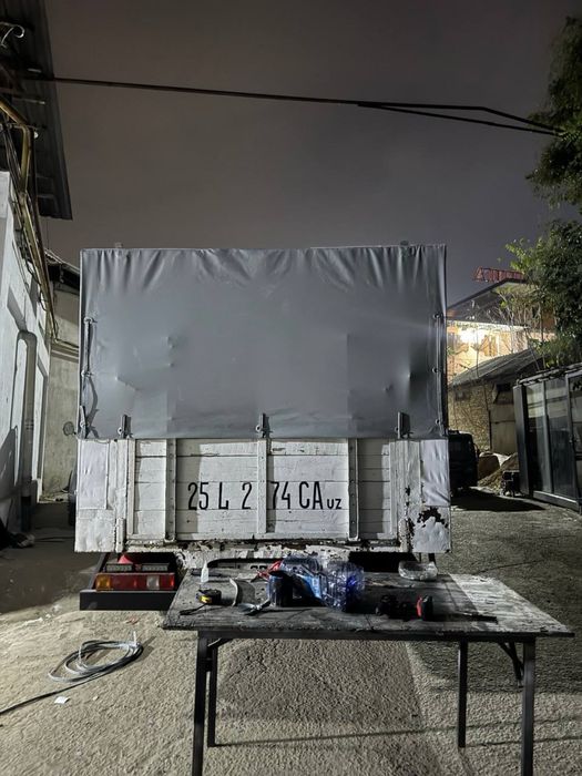 Labo avtomabiliga tent furgon hizmati