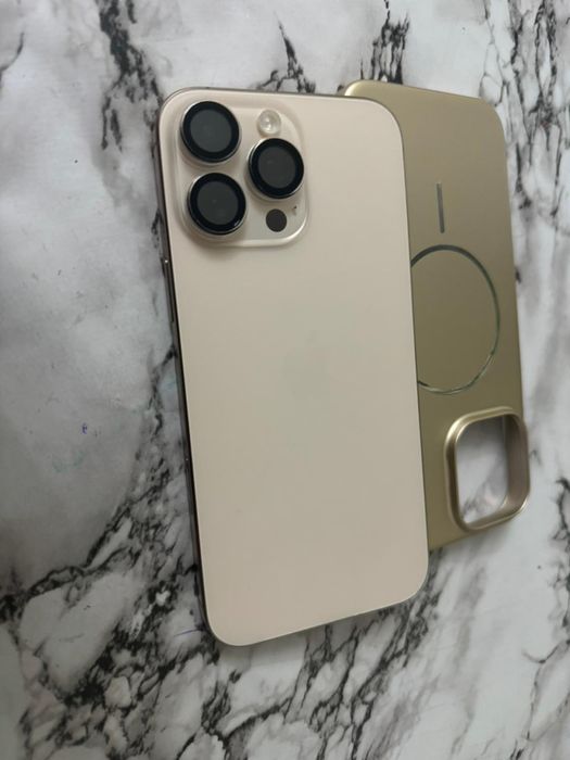 Продам Iphone 16 pro max