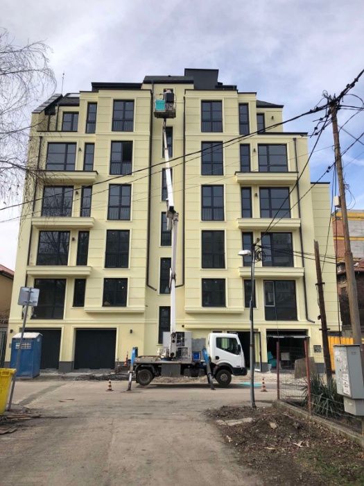 Вишка автовишка  под наем до 27м.