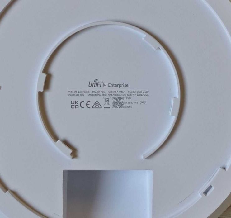 Ubiquiti UniFi 6 Enterprise (U6-Enterprise) 6Ghz access point