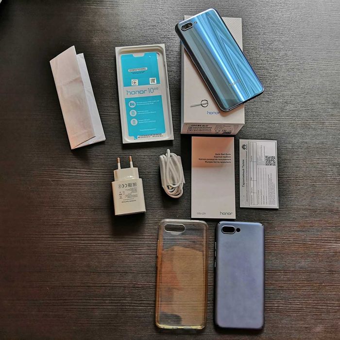 Телефон Honor 10 4/64