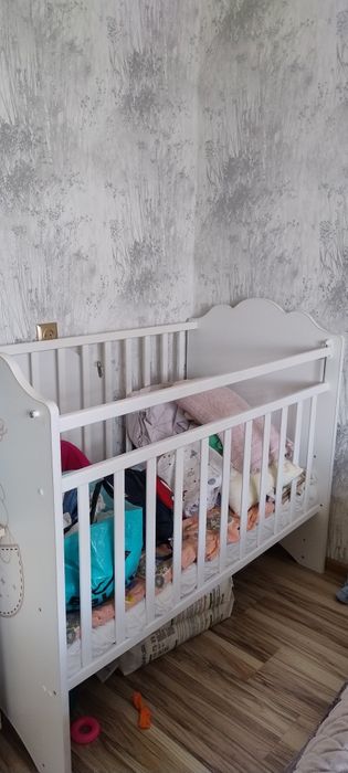 Детская кровать с матрасом