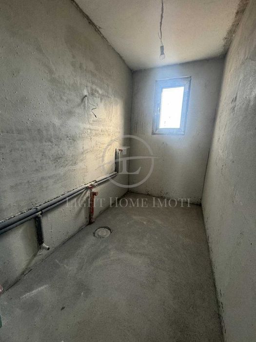 Продава се Тристаен апартамент в с. Белащица, Област Пловдив - 102 кв.м за 1400 €/кв.м - Снимка #7