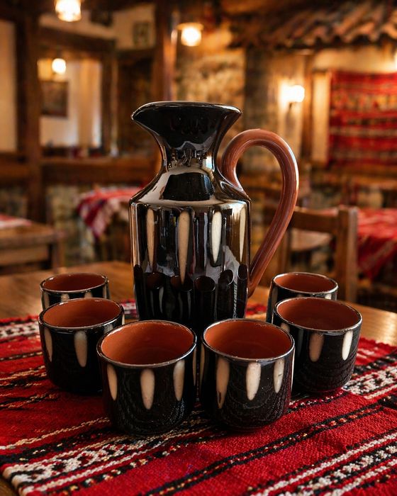 Ръчно изработени керамични сервизи