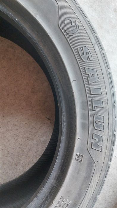 Продам шины на 17