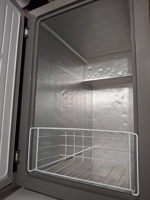 Продам морозилку в отличном состоянии