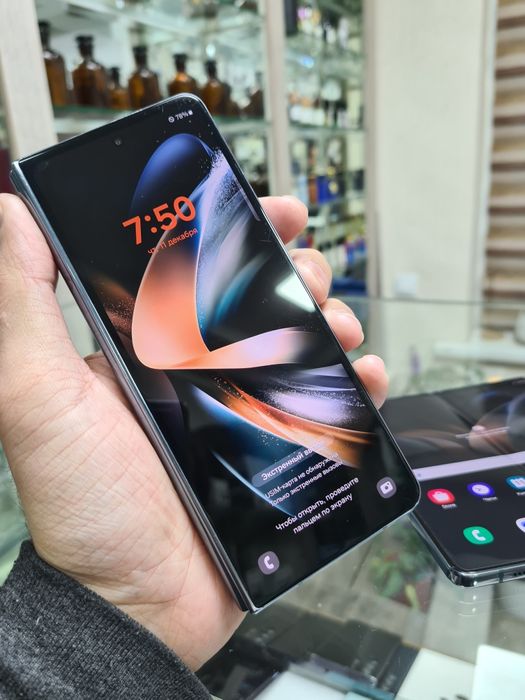 Samsung Fold 4 12/256GB