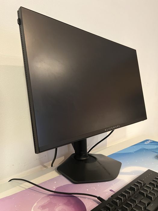 Vand pc gaming + monitor alienware 360hz