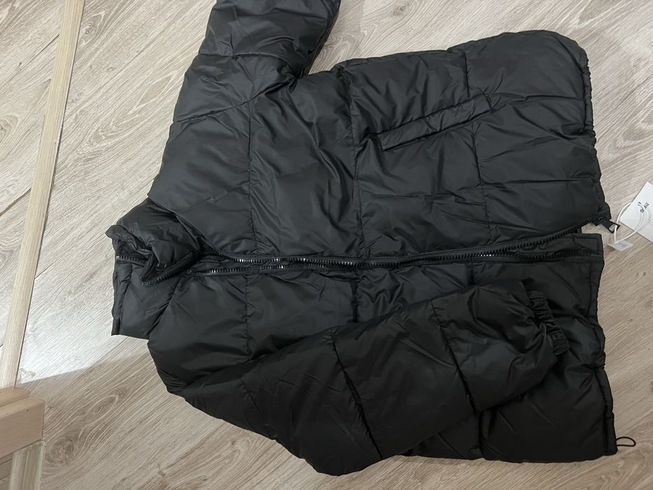Куртка новая 2500т
