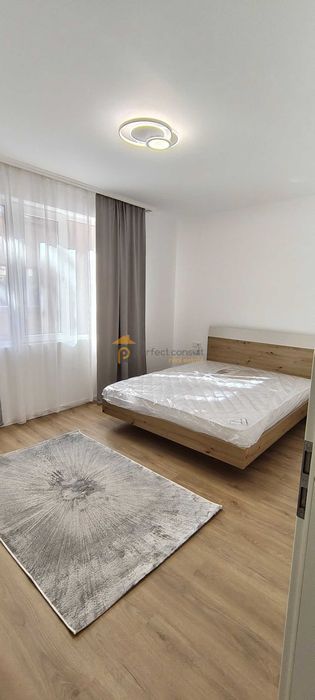 Дава се под наем Тристаен апартамент в Пловдив, Христо Смирненски - 100 кв.м за 1000 € - Снимка #6