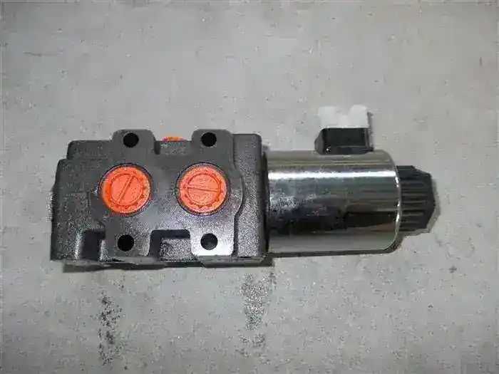 Deviator De Flux Hidraulic lama cupa 1/2" 24 Vdc 6 cai