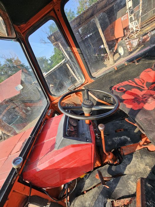 Vand Tractor U650 in stare buna de functionare Directie hidraulica Ri