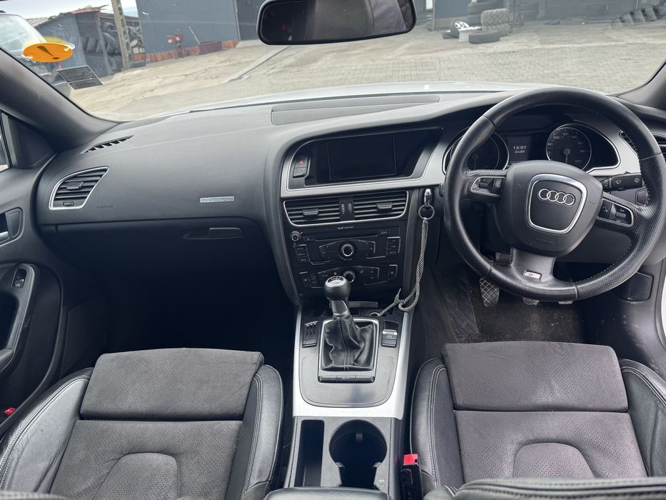 Dezmembrez Audi A5 B8 2.0 TDI 170 CP