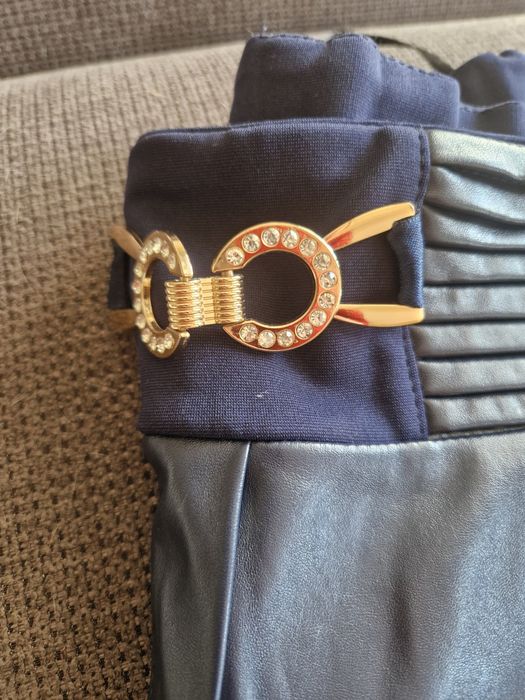 Lucy Fashion Елегантен панталон размер S (от еко кожа и плат)