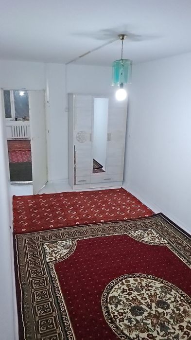 Шум бола ёнда 3 этажда 2 хонали кв сотилади