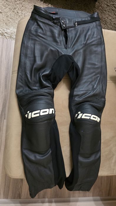 Мото яке ICON Accelerant размер 50