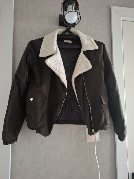 Курточка деми короткая